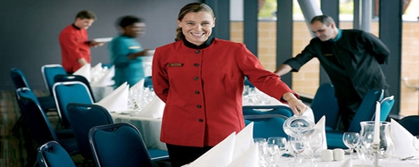 外場服務員 餐飲服務中的關(guān)鍵角色